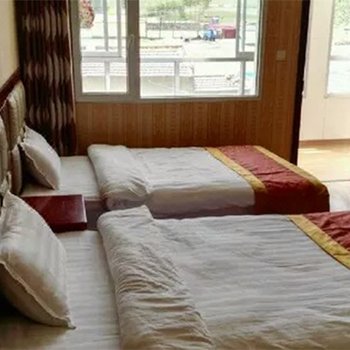 青海湖海成农家院