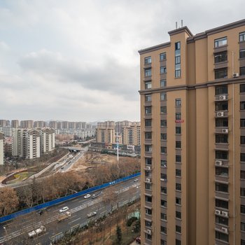 青岛温馨两室公寓(五指峰路店)酒店提供图片