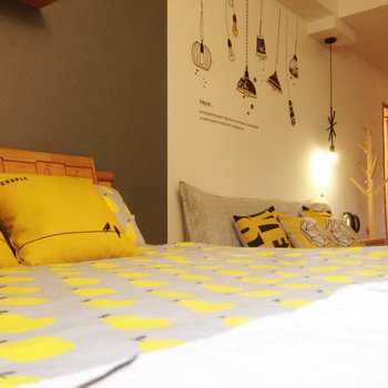 重庆猫头鹰7号·欢聚时光解放碑最中心公寓酒店提供图片