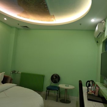 灵武宁东东龙时尚主题酒店酒店提供图片