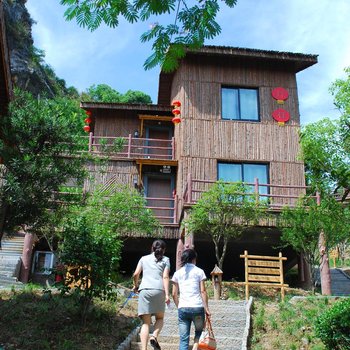 桐庐红灯笼小木屋度假村酒店提供图片