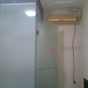 聊城爱转角宾馆酒店提供图片