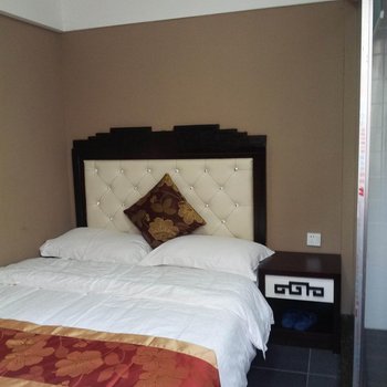 凤凰玉景阁酒店提供图片