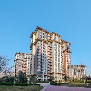 青岛途掌柜.小川公寓(胶南心启航真人cs分店)