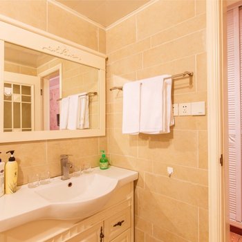 成都荞一之家普通公寓酒店提供图片