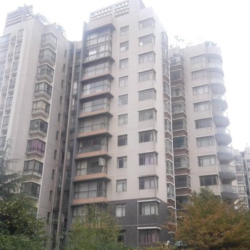 贵阳嘉明宾馆(7组团1号楼店)