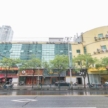 上海陆家嘴豪华江景房公寓(荣成路与银城路交叉口分店)酒店提供图片