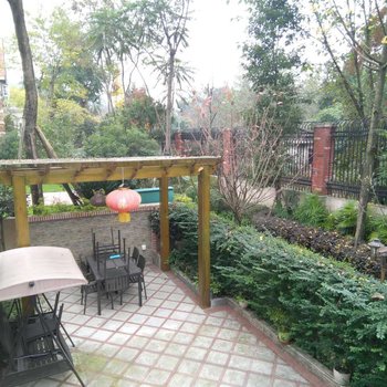 成都六月星叠拼别墅酒店提供图片