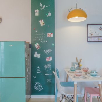 成都local糖果小姐的蜗居普通公寓酒店提供图片