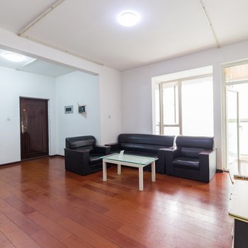 成都yanghongwei特色民宿(港华路徐独路口分店)酒店提供图片