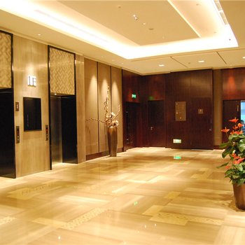 武汉会议中心酒店提供图片
