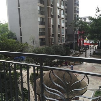 成都步履不停