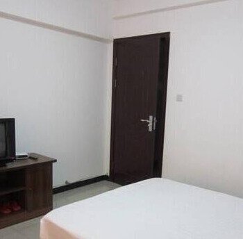 秦鼎精铸附近酒店