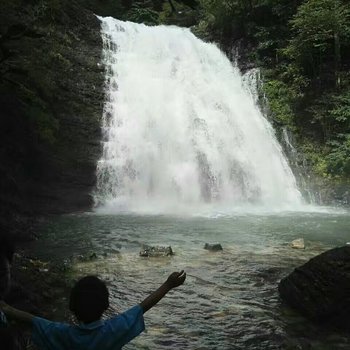 玉山邻山隐居客栈酒店提供图片