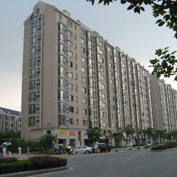 欣欣家庭公寓(南京清竹园店)