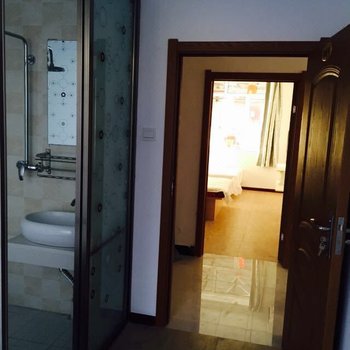 牡丹江靓瀑家庭旅馆酒店提供图片