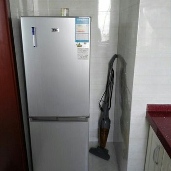 �ɶ�����֮����ɫ����(�����·�ֵ�)�Ƶ��ṩͼƬ