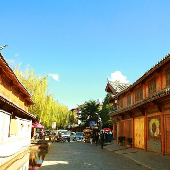 丽江陌上花开青年旅舍