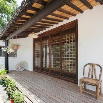 上海我们·1984(乐园附近的创意民宿)复式酒店提供图片