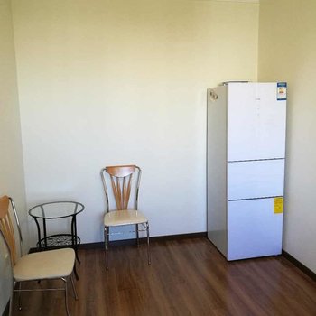 北京伍女士特色民宿(万寿寺路东口分店)酒店提供图片