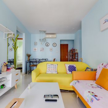 深圳趴趴猪的小屋的(裕享路分店)