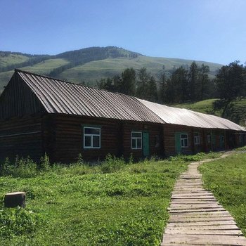 喀纳斯双湖山庄酒店提供图片