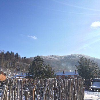 雪乡二浪河红如家庭旅馆酒店提供图片