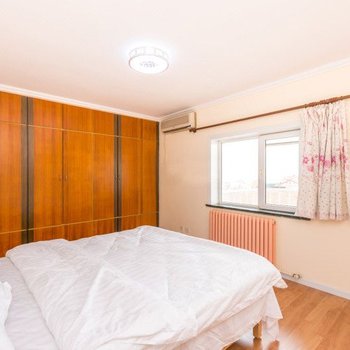 青岛石老人浴场三居室温馨家庭公寓（原石老人温馨家园家庭公寓）酒店提供图片