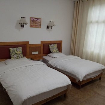 张家界幸福客栈天子山店酒店提供图片