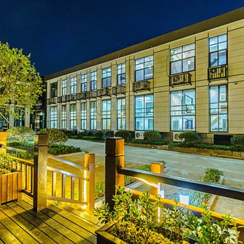 杭州斯维登度假公寓(龙井烟霞山庄)