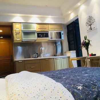 ���ݰ����ǾƵ깫Ԣ(�Ե�·�ֵ�)�Ƶ��ṩͼƬ