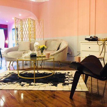 重庆杨旭旭普通公寓酒店提供图片