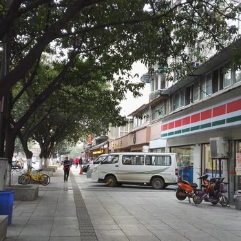 成都交大欢乐谷火车北站7号线阳光房公寓(银河路分店)酒店提供图片