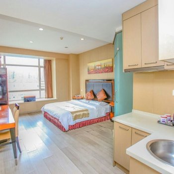 �Ϻ�СС������ɫ����(�ֽ�·�ֵ�)�Ƶ��ṩͼƬ