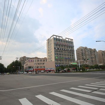 潮漫时尚宾馆(蚌埠大学城店)