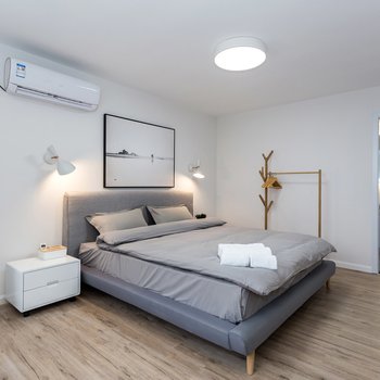 上海罗尼民宿(愚园路分店)酒店提供图片