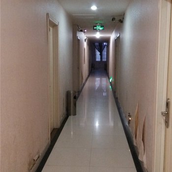 弋阳启越宾馆