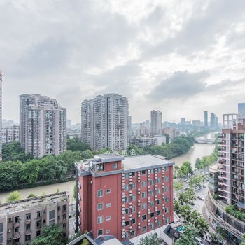 成都诗与胡说复式(分店)酒店提供图片