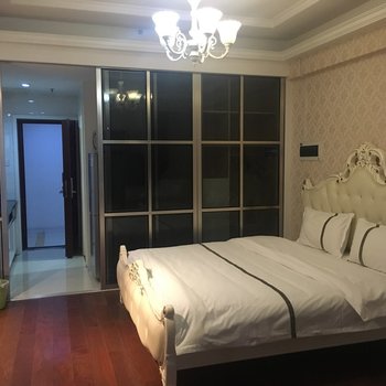 长沙地铁口附近公寓(藩后街社区分店)
