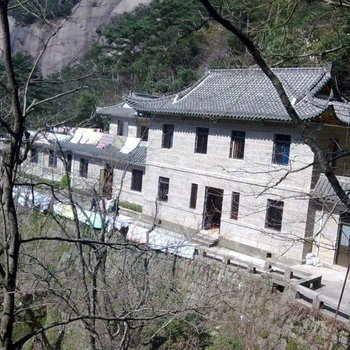 黄山半山寺客栈