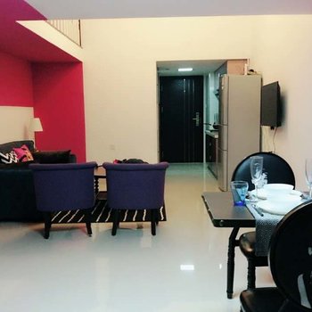 广州羊城小驿复式(工业四路店)酒店提供图片