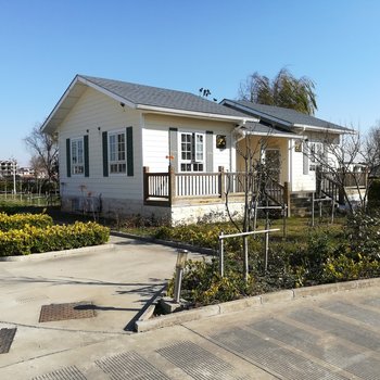 肖晖度假别墅(启东新沙村店)