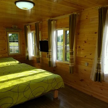 五大连池风景区白龙湖露营旅游基地酒店提供图片