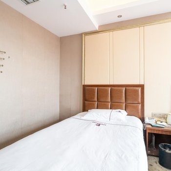 中牟浴龙湾温泉洗浴酒店
