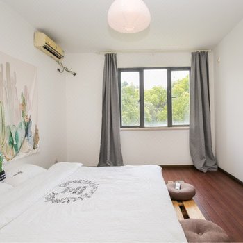 上海周先生特色民宿(竹柏路分店)酒店提供图片