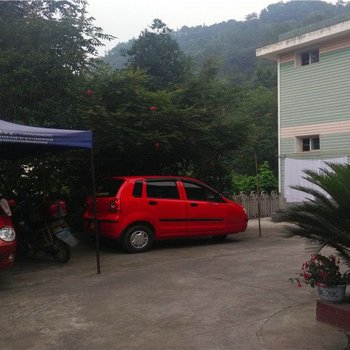 彭州小鱼洞华仔农家乐