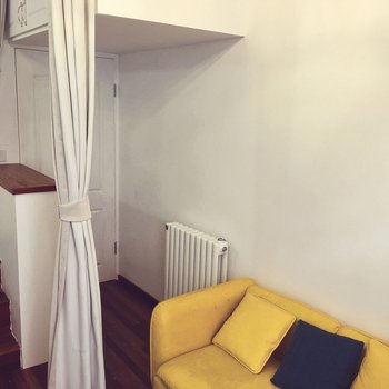 上海人民广场-双复式LOFT老弄堂石库门一居室老洋房(分店)酒店提供图片