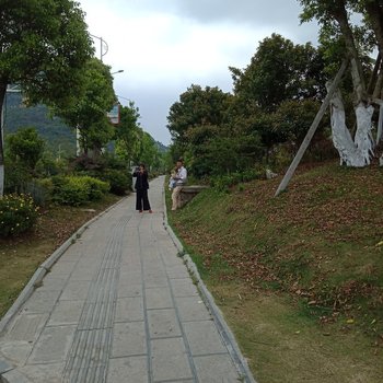 安顺霞客迎宾公寓