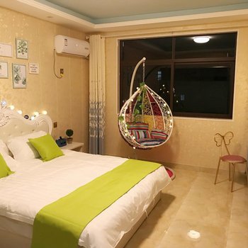 南京星恋湾假日酒店