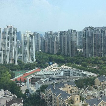 深圳吴惠仙公寓(藏乐阁博物馆分店)